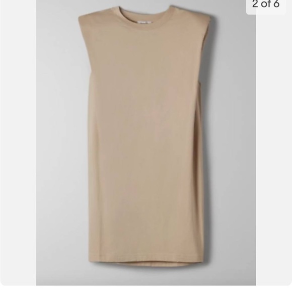 Babaton GALVIN dress - Sleeveless dress with shoulder pads 🤩✨ - Picture 3 of 6